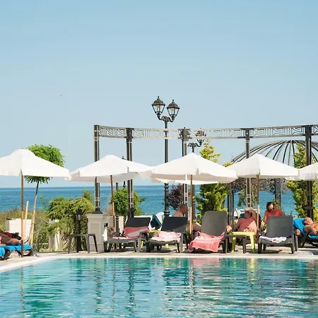Luxury Marina Sands Beach