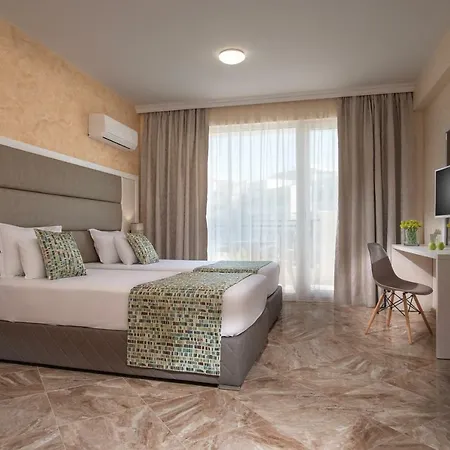 Luxury Marina Sands Beach