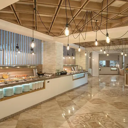 Luxury Marina Sands Beach 4* Obzor